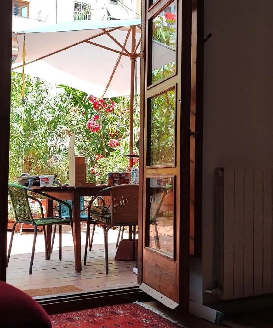 Jardin Secreto En El Centro De Barcelona 2 Hotel Luxury tent